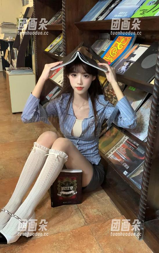 Peach milky少女写真系列：唯美原图绽放青春的纯真与梦幻.txt